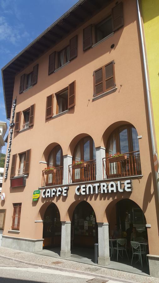 Hotel Ristorante Centrale Vestone Экстерьер фото