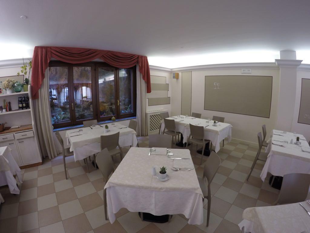 Hotel Ristorante Centrale Vestone Экстерьер фото